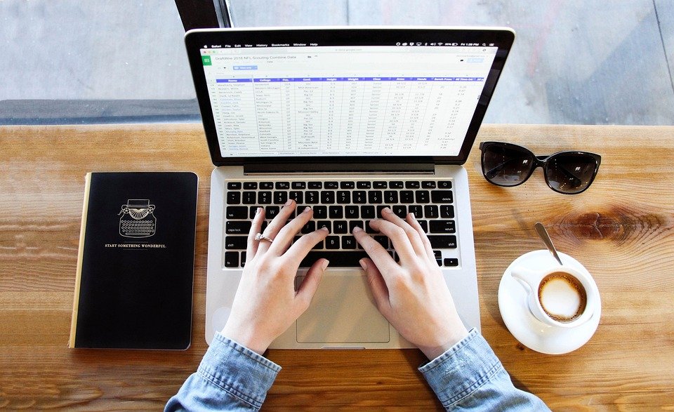 home office workflow second monitor productivity layout